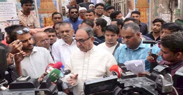 কোথায় কী ঘটে, সব দোষ যেন আমার ঘাড়েই পড়ে: মির্জা আব্বাস>
</div>
</div>
<div class=