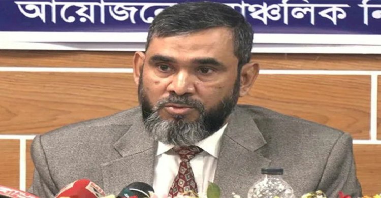 নির্বাচনের আনুষ্ঠানিক ফলাফল শুক্রবার: ইসি সানাউল্লাহ