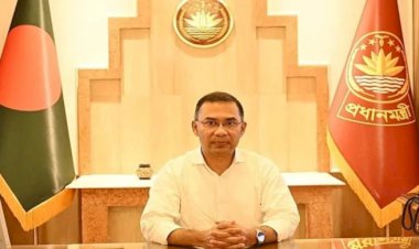 ছুটি সত্ত্বেও সচিবালয়ে ব্যস্ত সময় কাটাচ্ছেন প্রধানমন্ত্রী