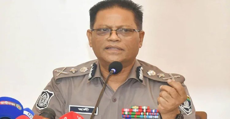 হাদি হত্যা মামলার ২ আসামিকে দ্রুতই দেশে আনা হবে: আইজিপি