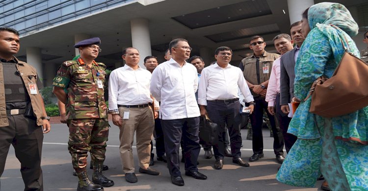 আকস্মিক স্বাক্ষাতে পদোন্নতি বঞ্চিত চিকিৎসকদের কথা শুনলেন প্রধানমন্ত্রী তারেক রহমান