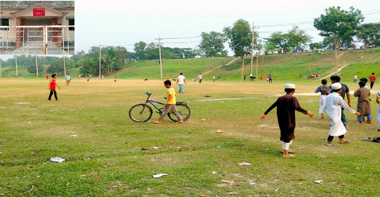 নীতিমালা উপেক্ষা করে ঘোড়াশালে আবাসিক এলাকায় কন্টেইনার ডিপো নির্মাণে ক্ষোভ ও উদ্বেগ।