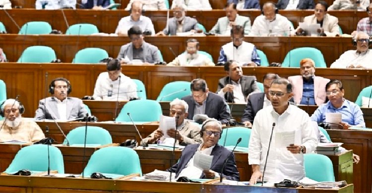 ফ্যামিলি কার্ডের কারণে বাজেটে চাপ পড়ার আশঙ্কা নেই: প্রধানমন্ত্রী