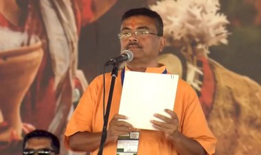 পশ্চিমবঙ্গে বিজেপির প্রথম মুখ্যমন্ত্রী হিসেবে শপথ নিলেন শুভেন্দু