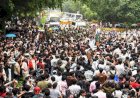 ভারতজুড়ে ককরোচের নতুন কর্মসূচি, সন্ধ্যায় মোমবাতি মিছিল