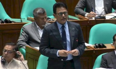 প্রশ্ন আমরা করিনি, করেছে বিগত সরকার, পদার্থবিজ্ঞানের ভুলের ব্যাখ্যায় শিক্ষামন্ত্রী