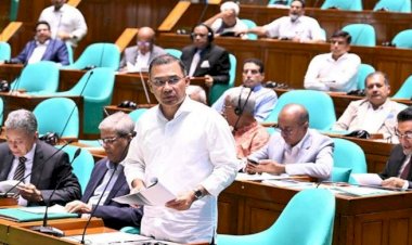 ‘বিশেষ দেশকে’ সুবিধা দিতে শিক্ষা ও স্বাস্থ্য খাত ধ্বংস করেছিল স্বৈরাচার: সংসদে প্রধানমন্ত্রী