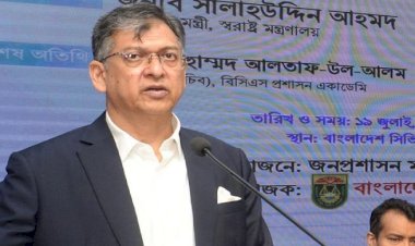 সরকারি কর্মকর্তা-কর্মচারীদের পক্ষপাতমুক্ত থেকে দায়িত্ব পালনের আহ্বান স্বরাষ্ট্রমন্ত্রীর