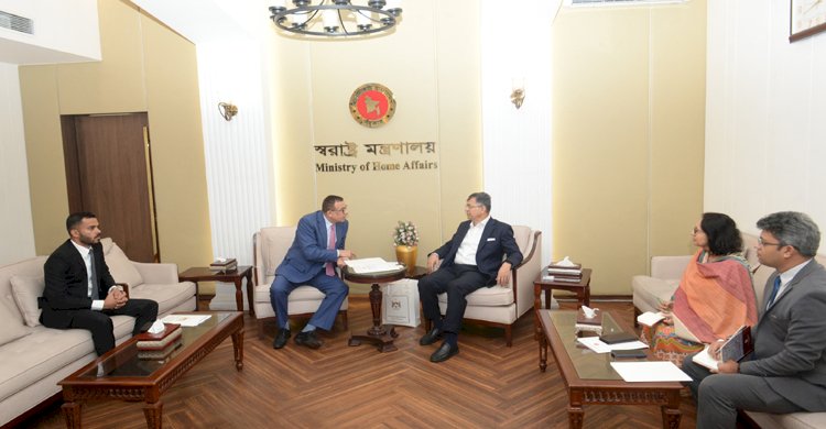 স্বরাষ্ট্রমন্ত্রীর সঙ্গে ফিলিস্তিনের রাষ্ট্রদূতের সৌজন্য সাক্ষাৎ