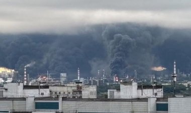 রাশিয়ার তেল শোধনাগার ও জাহাজে হামলা চালিয়েছে ইউক্রেন