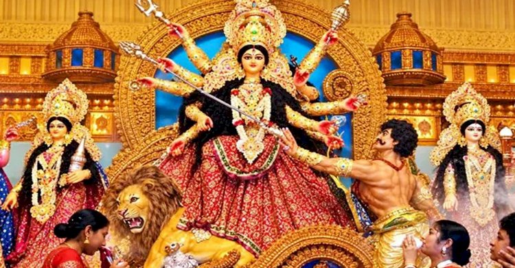 বিজয়া দশমী আজ, বিদায়ের সুর মণ্ডপে মণ্ডপে